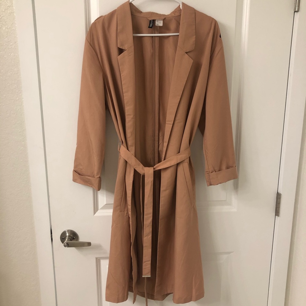H & M lightweight dusty rose trench jacket - Picture 2 of 5